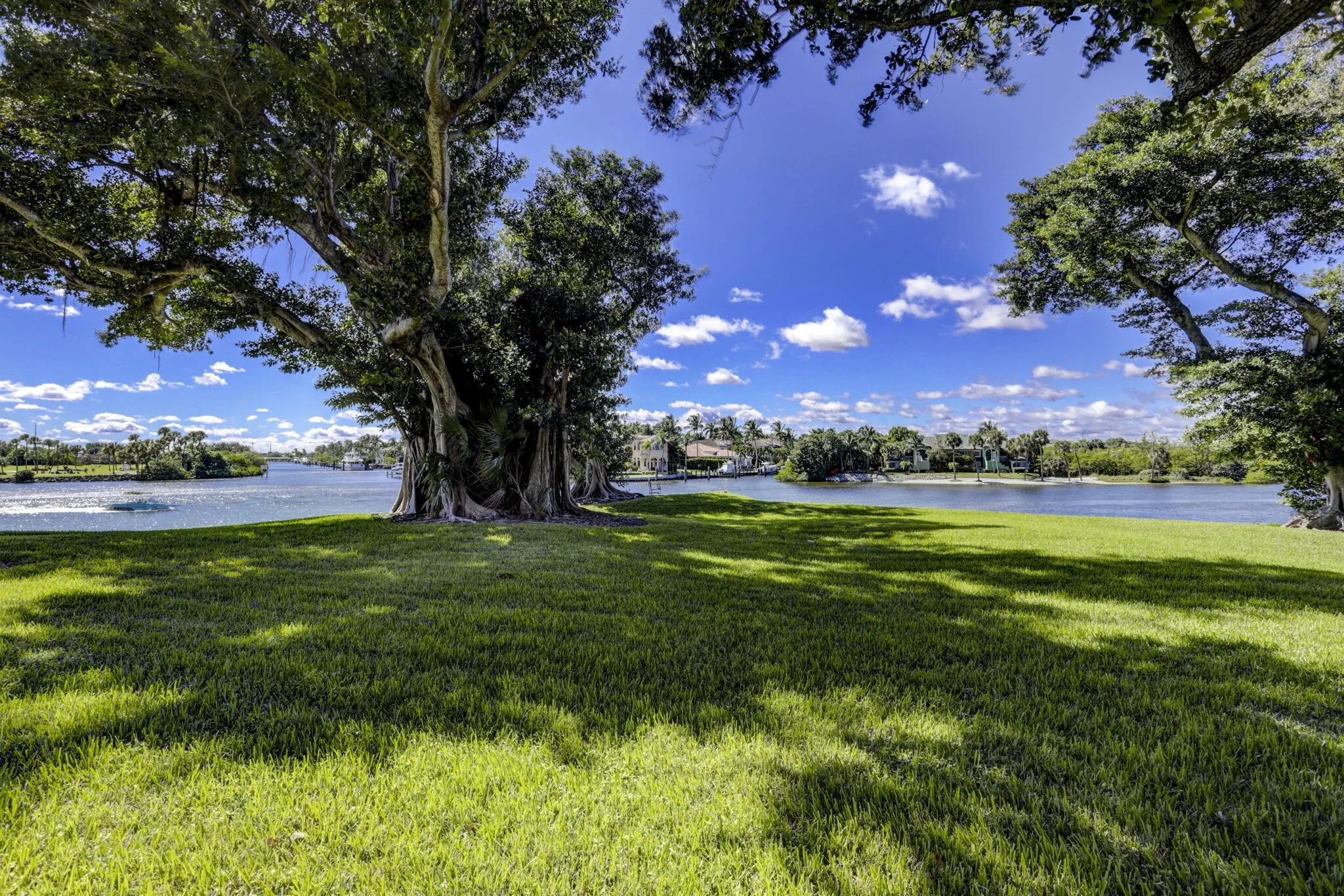 372 Golfview Road, #403