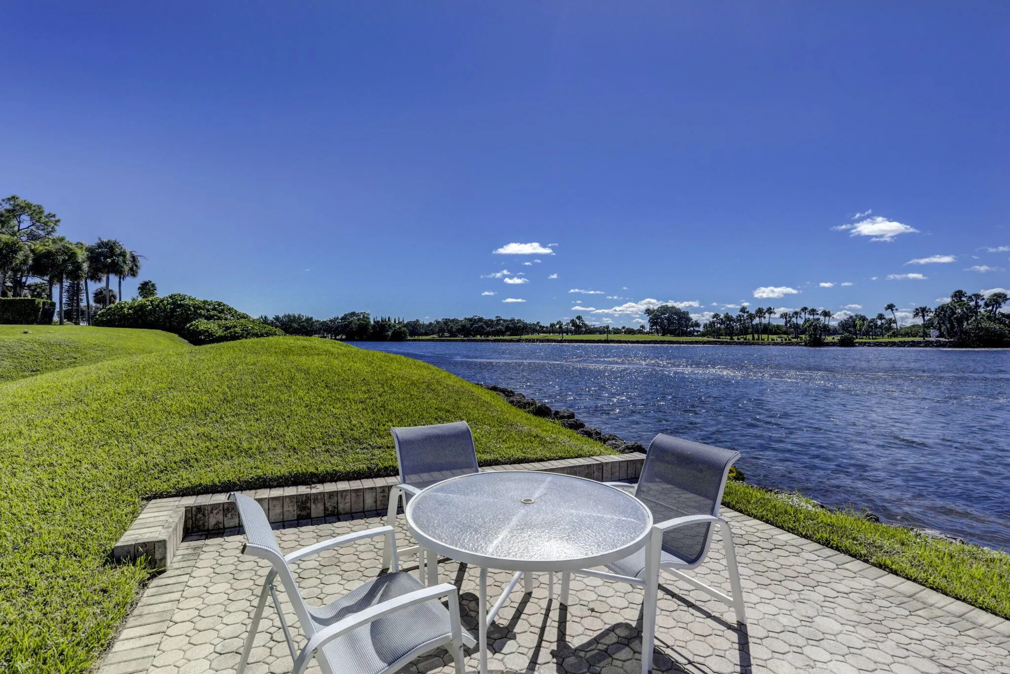 372 Golfview Road, #403