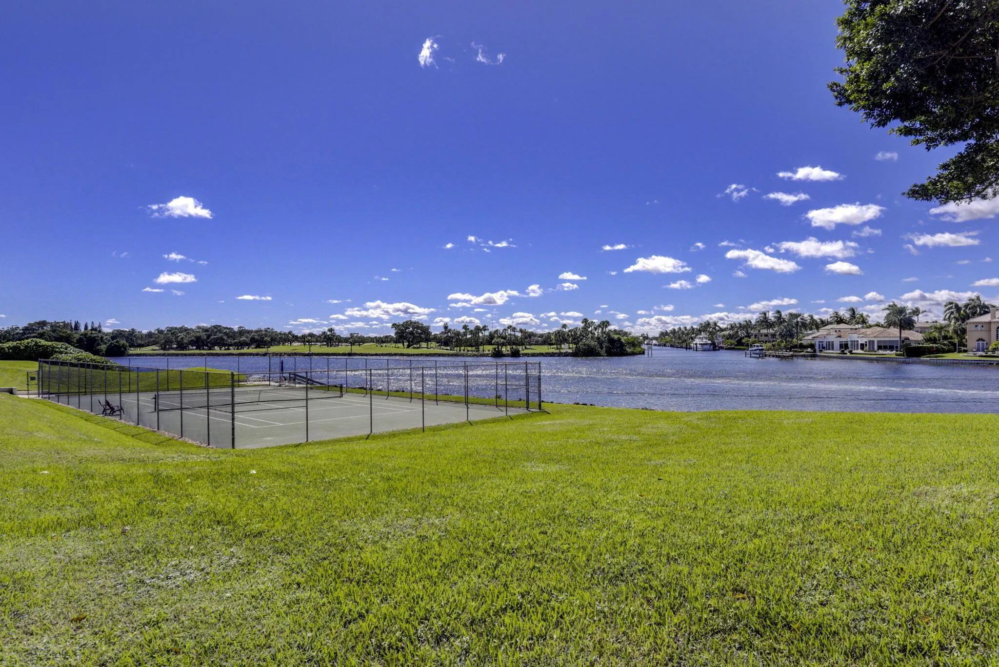372 Golfview Road, #403