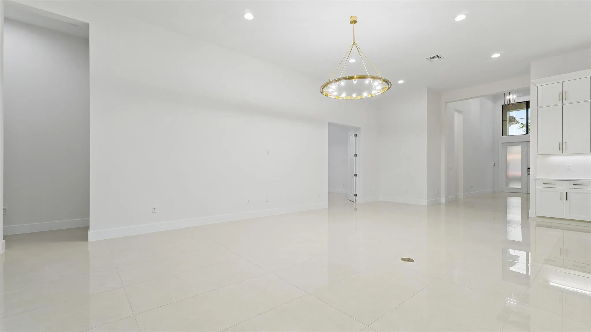 13258 Artisan Circle
