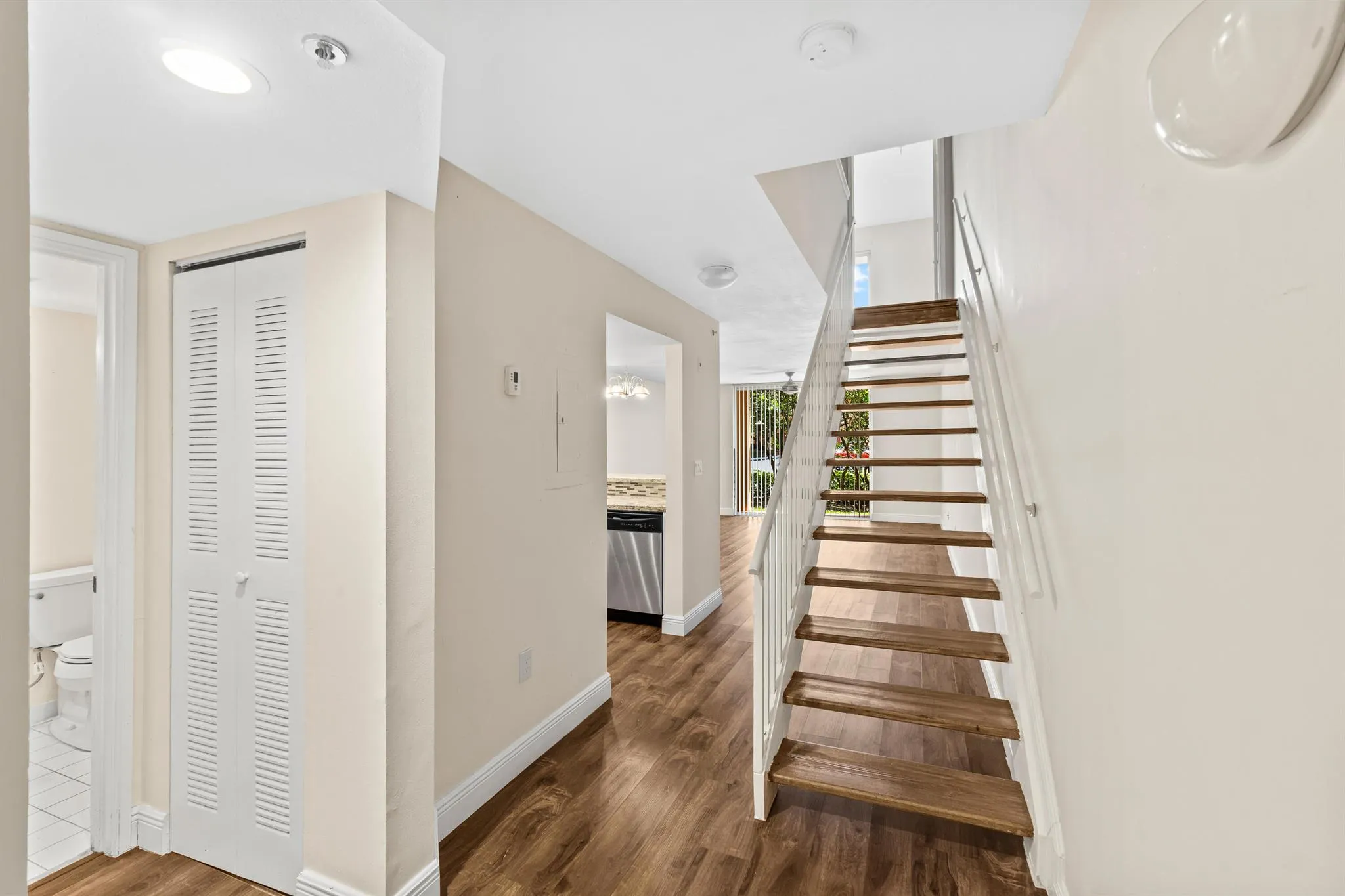 600 Scotia Drive S, #104