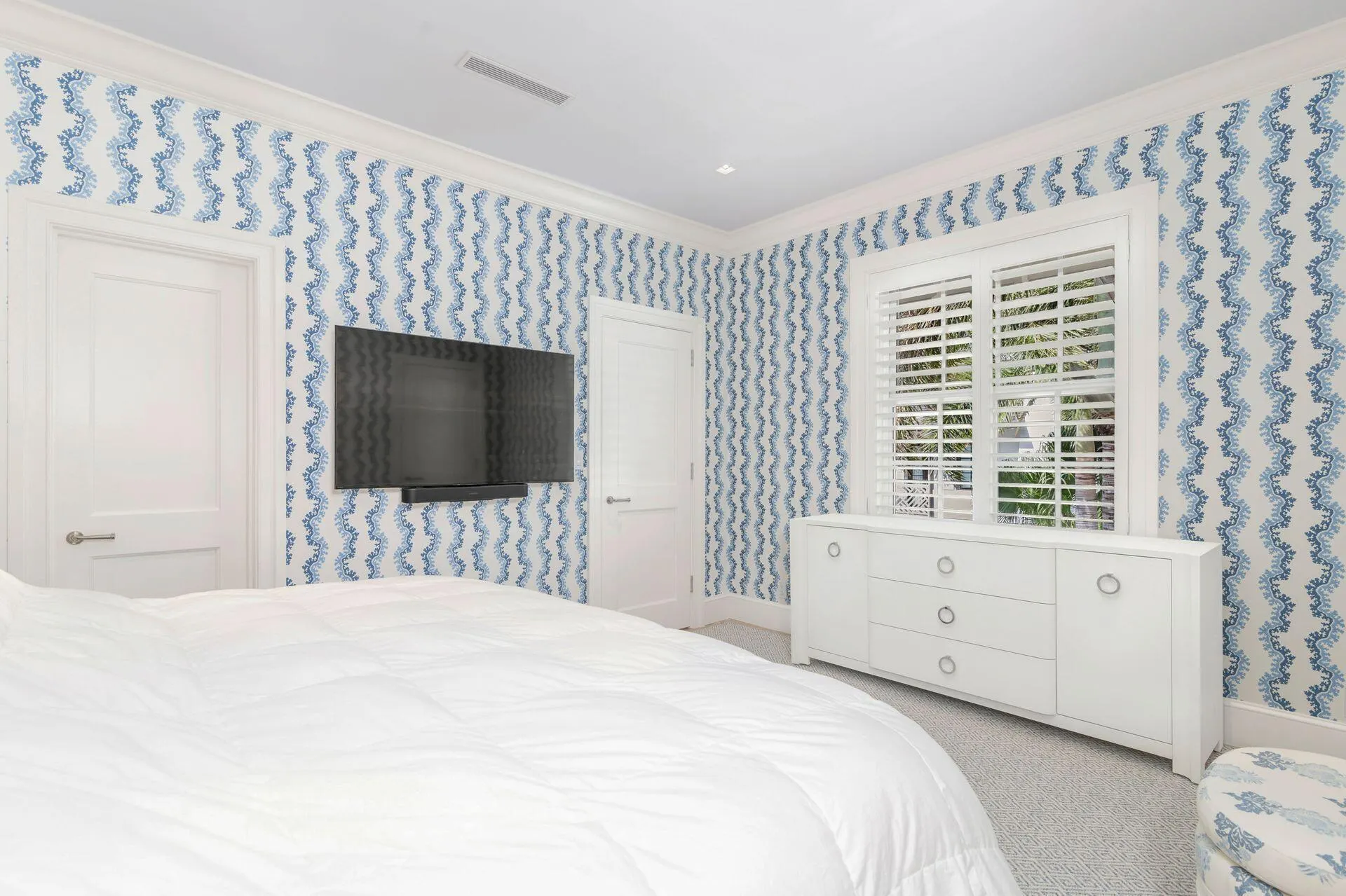 146 Sunset Avenue, #C