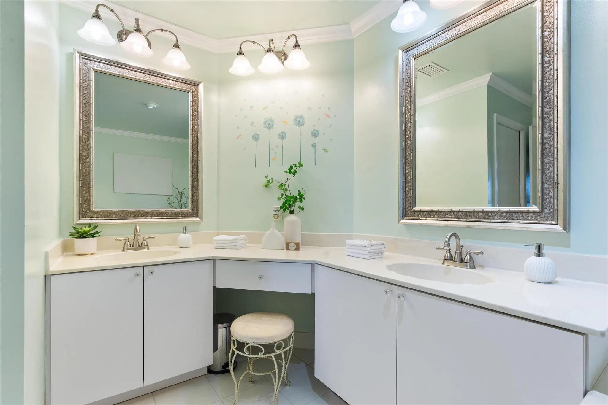 5272 Fairway Woods Drive, #4113