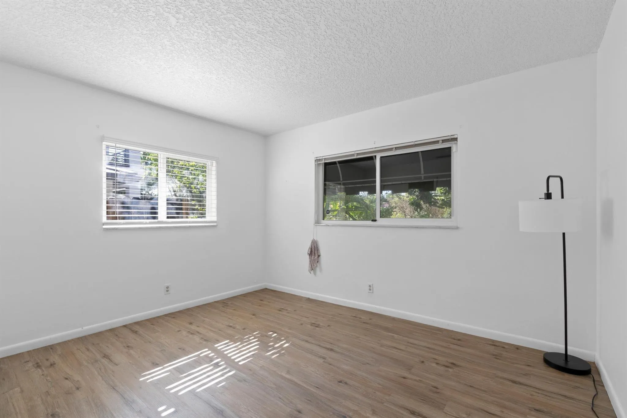 899 NW 6th Drive