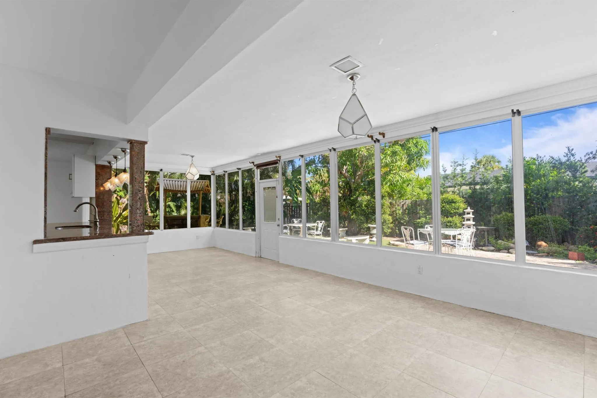 899 NW 6th Drive