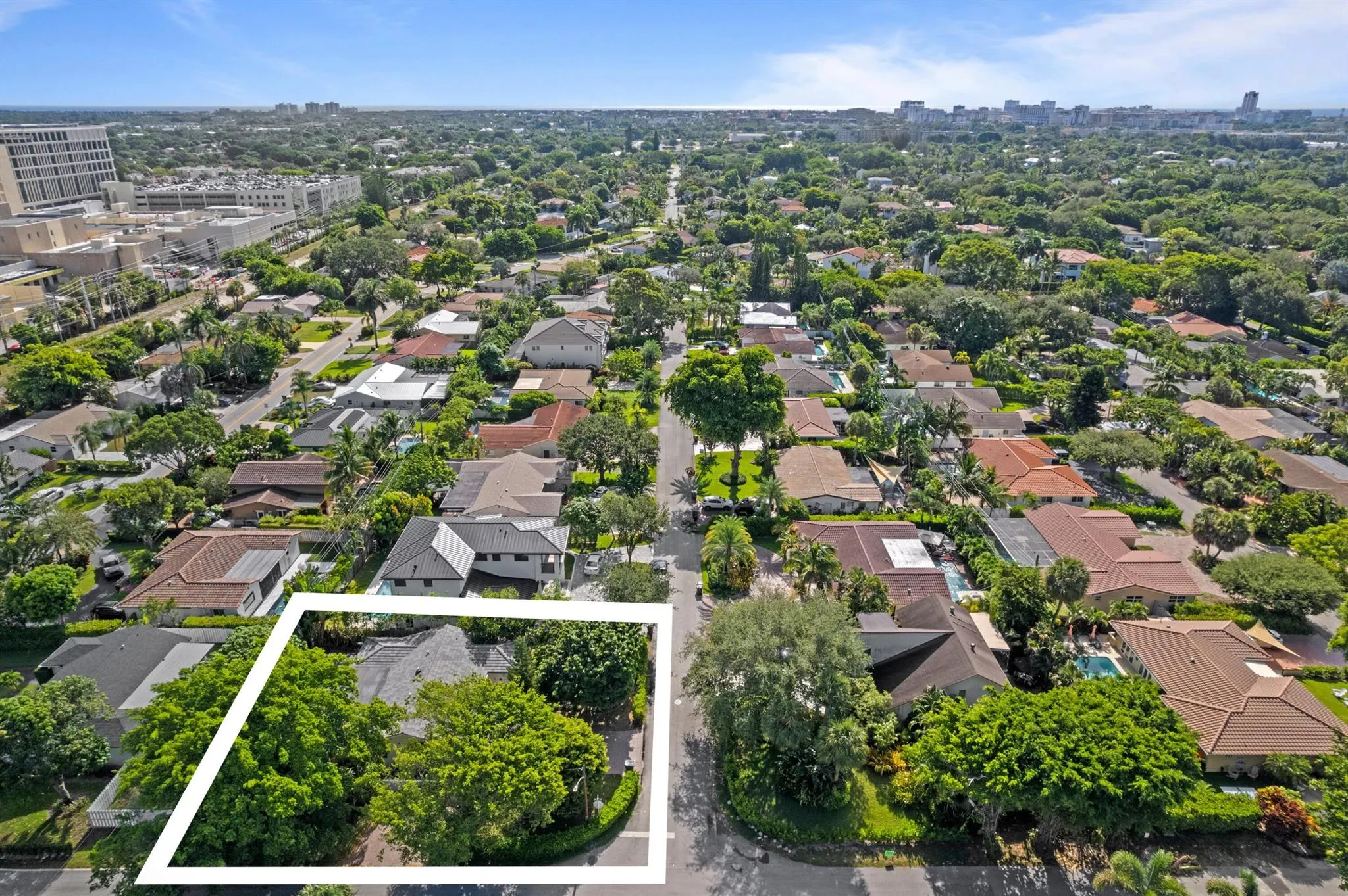 899 NW 6th Drive
