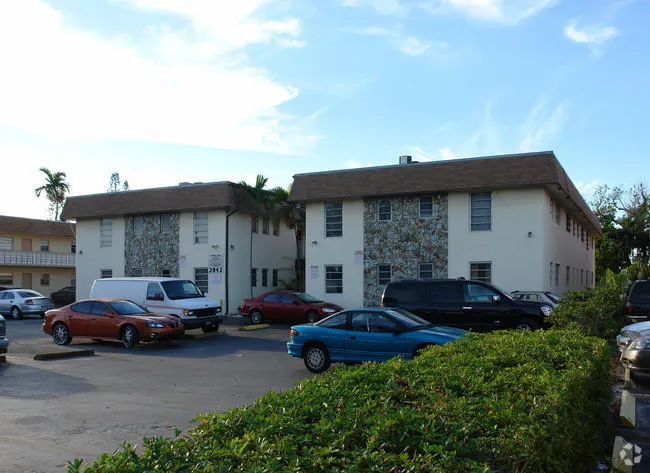 2842 Fillmore Street, #12