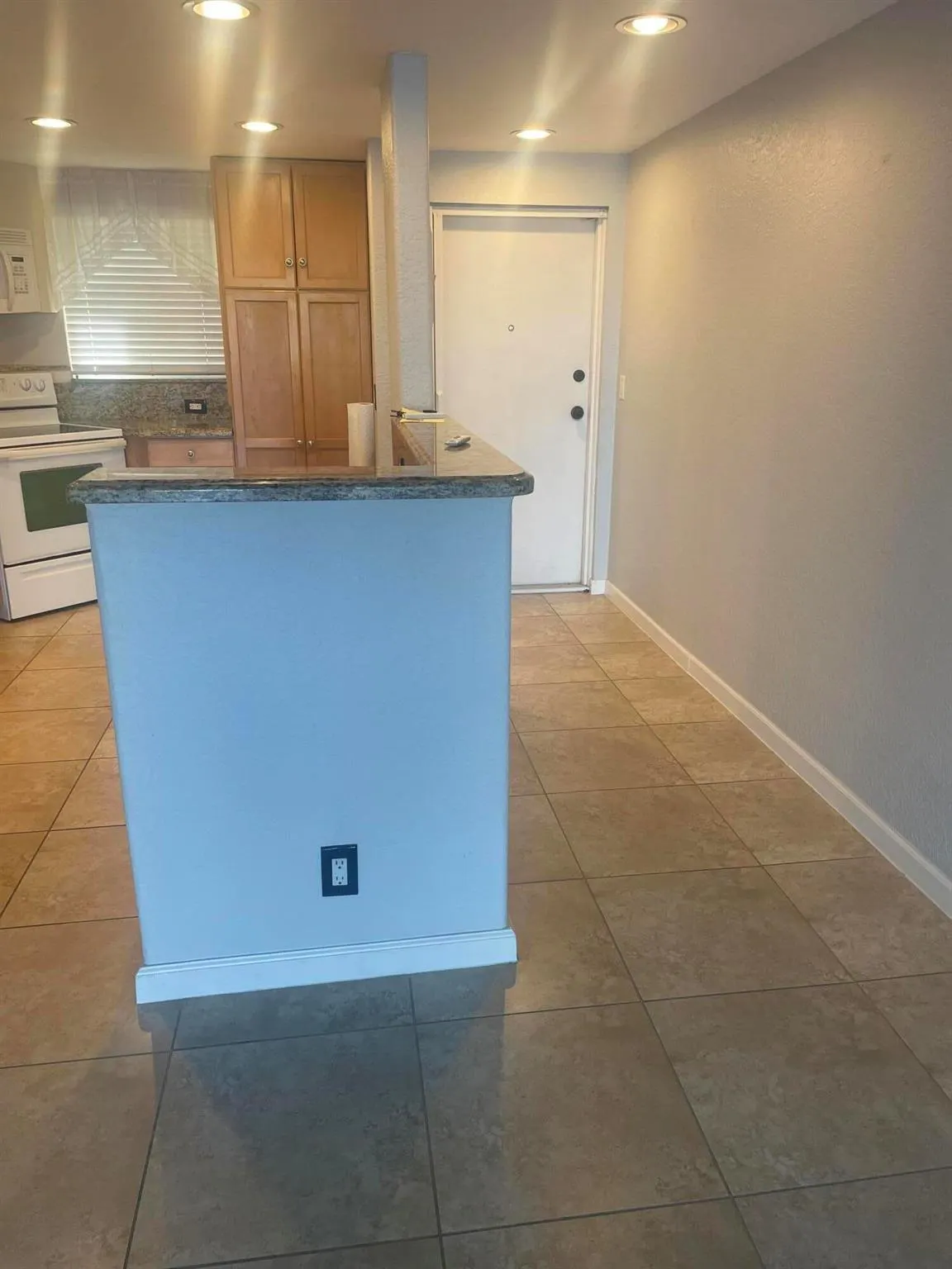 710 NE 7th 1030 Street, #103