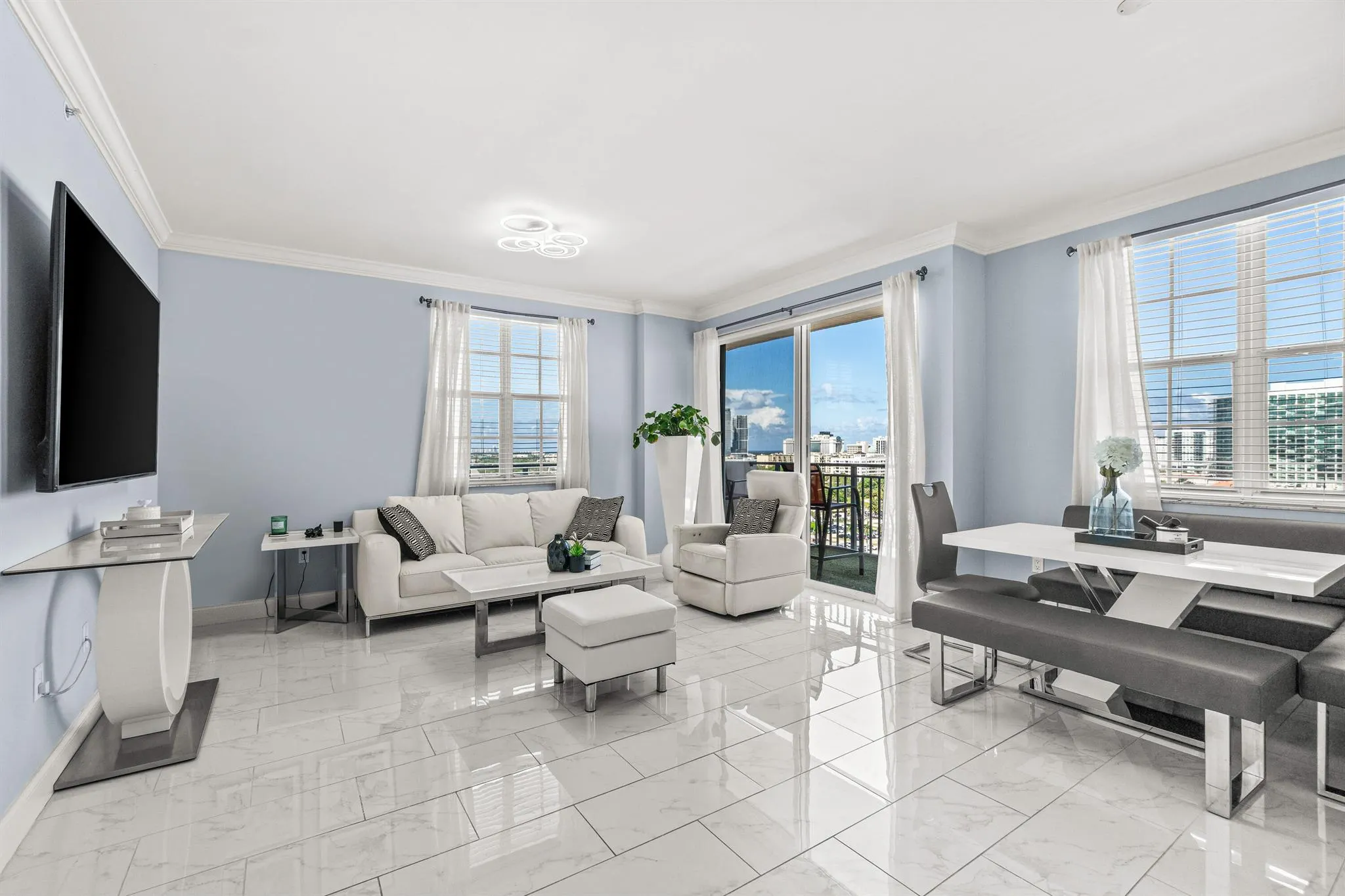 616 Clearwater Park Road, #1402
