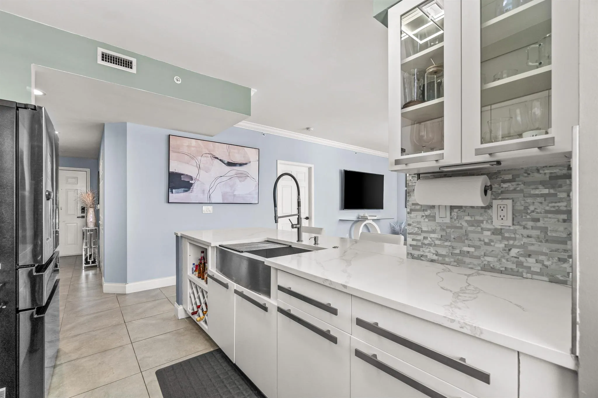 616 Clearwater Park Road, #1402
