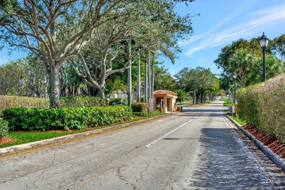 15449 Lakes Of Delray Boulevard, #102