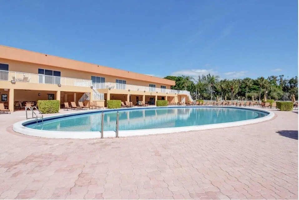 15449 Lakes Of Delray Boulevard, #102