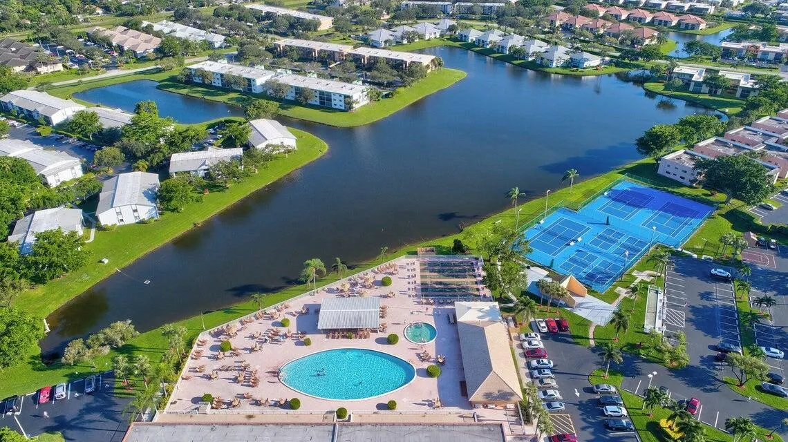 15449 Lakes Of Delray Boulevard, #102
