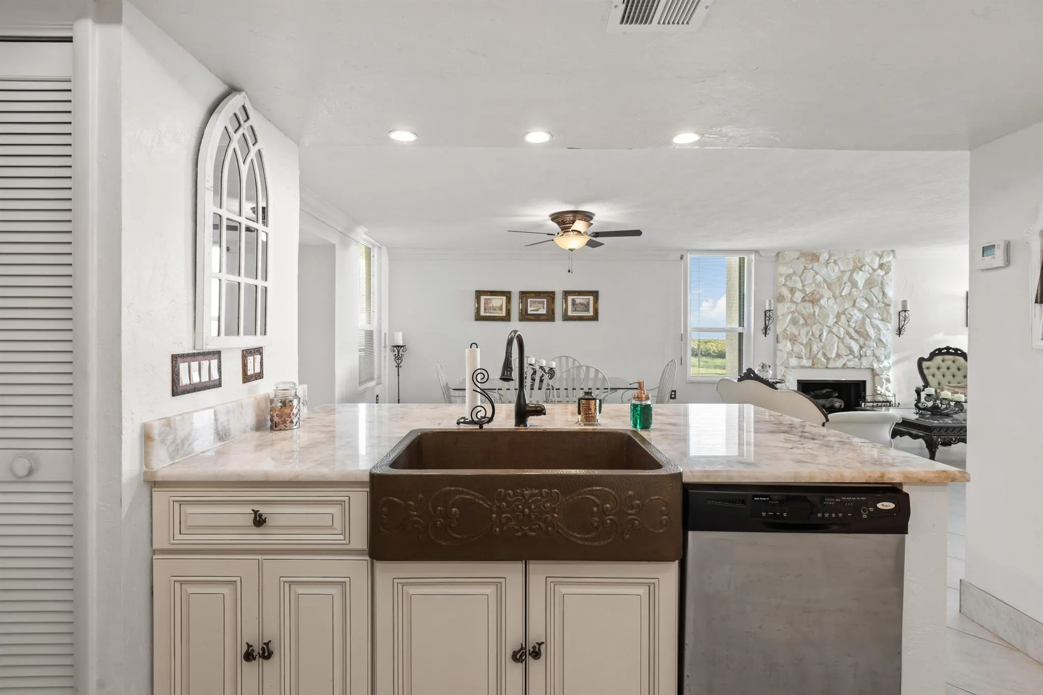 4100 N Highway A1a, #113