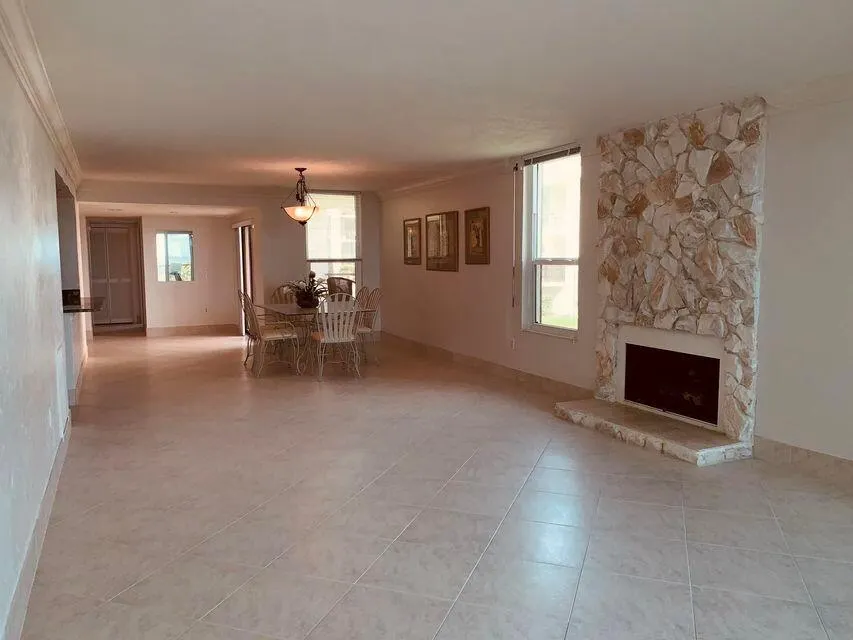 4100 N Highway A1a, #113