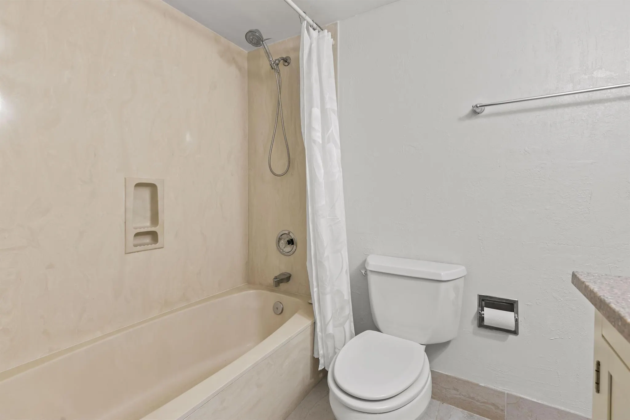 4100 N Highway A1a, #113