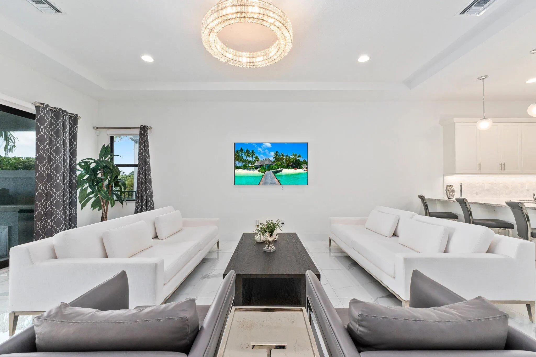 13689 Artisan Circle