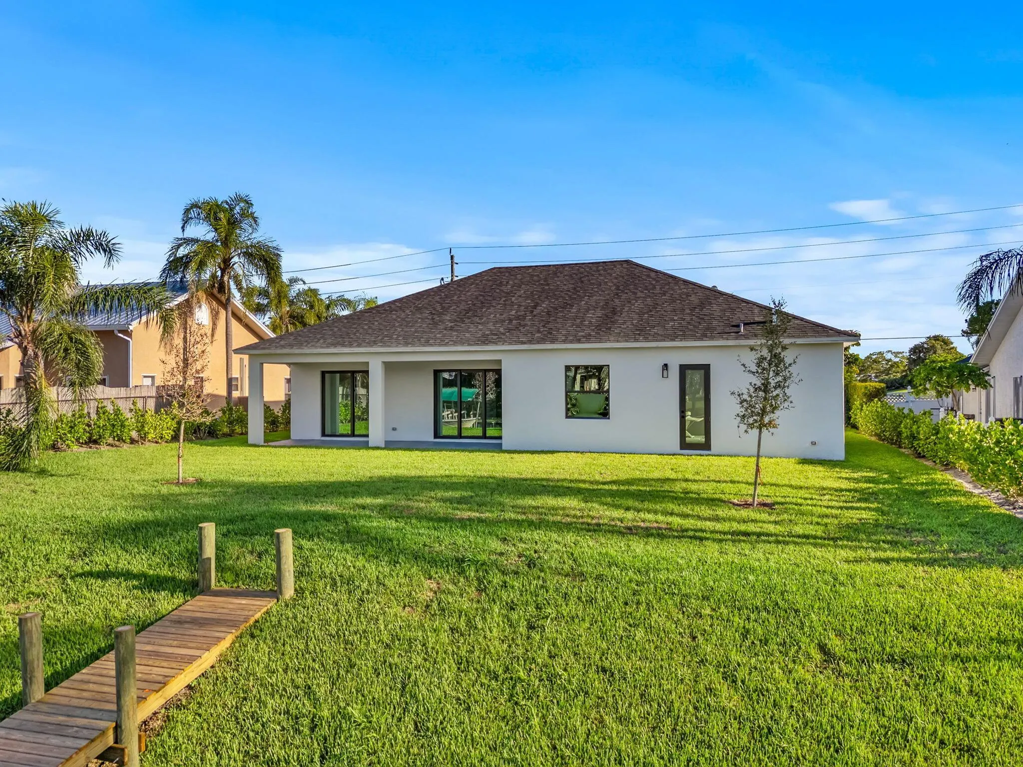 632 SE Seahouse Drive