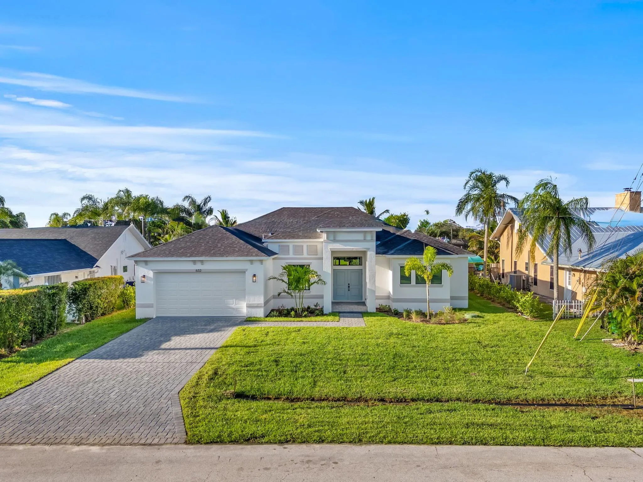 632 SE Seahouse Drive