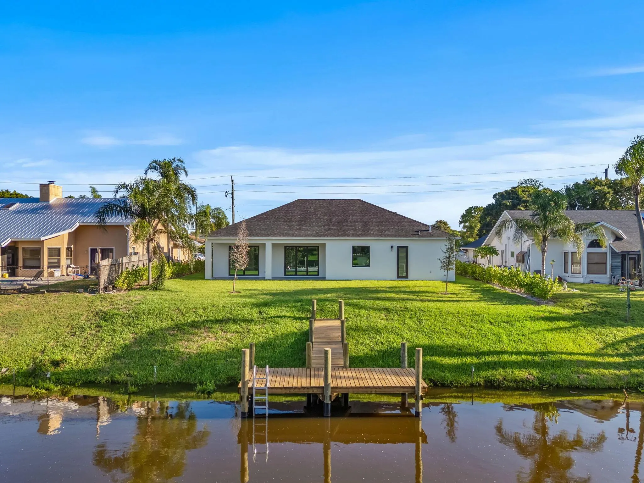 632 SE Seahouse Drive