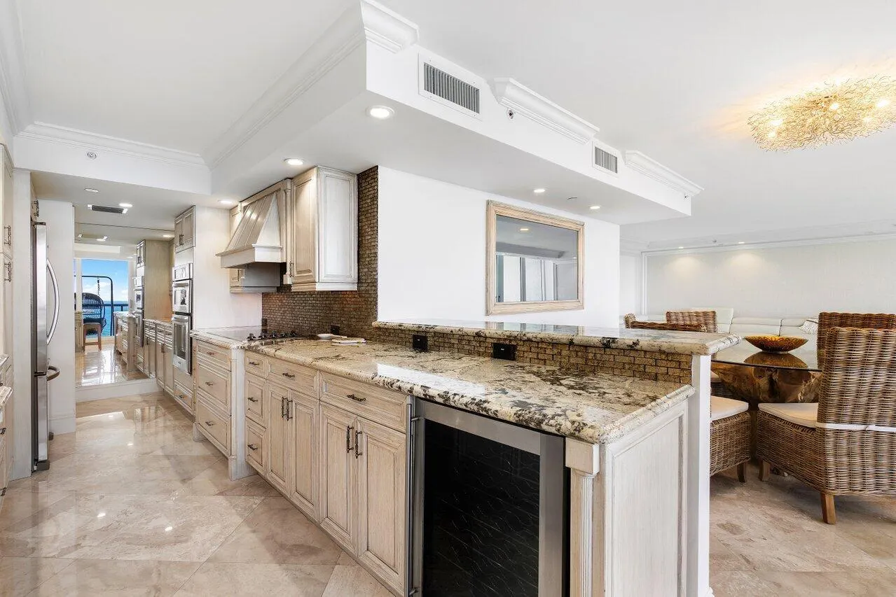 2727 S Ocean Boulevard, #1405