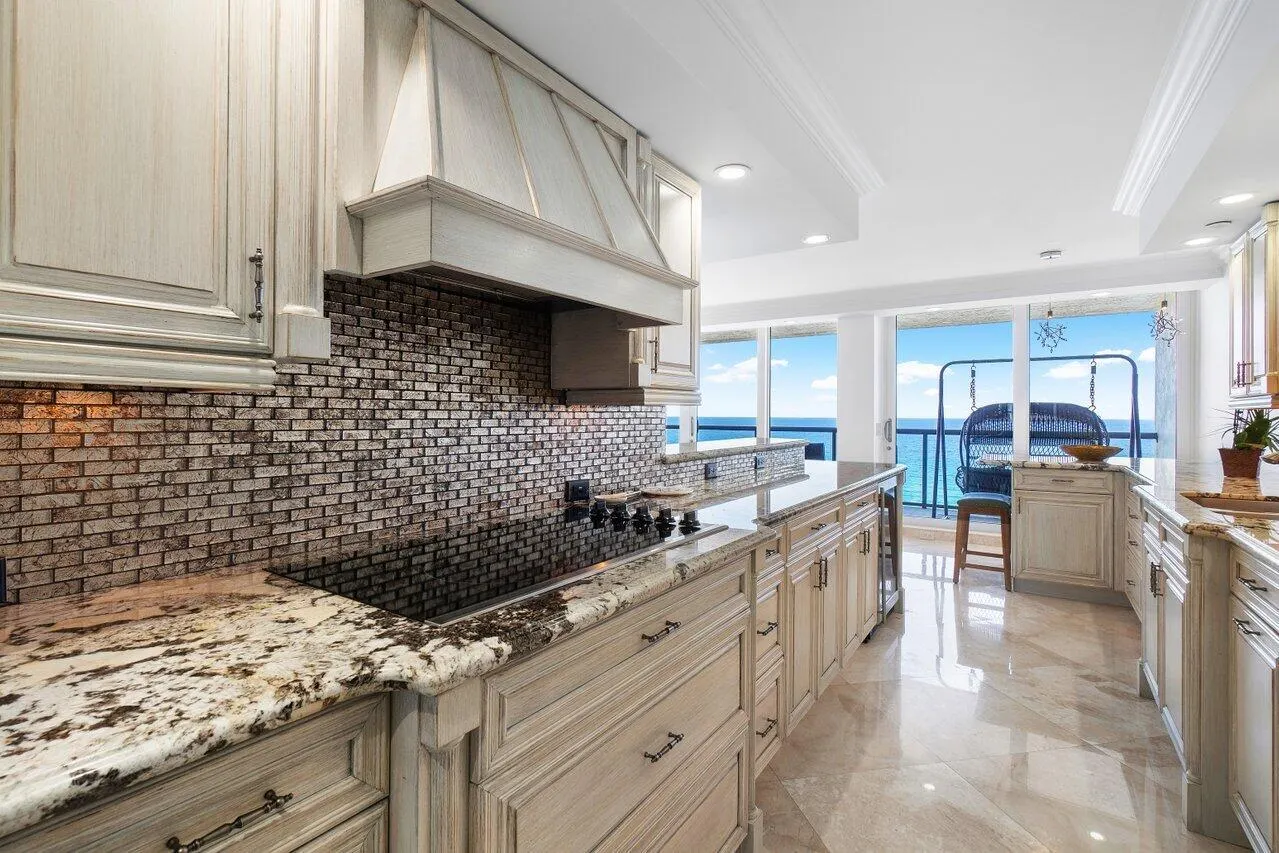 2727 S Ocean Boulevard, #1405