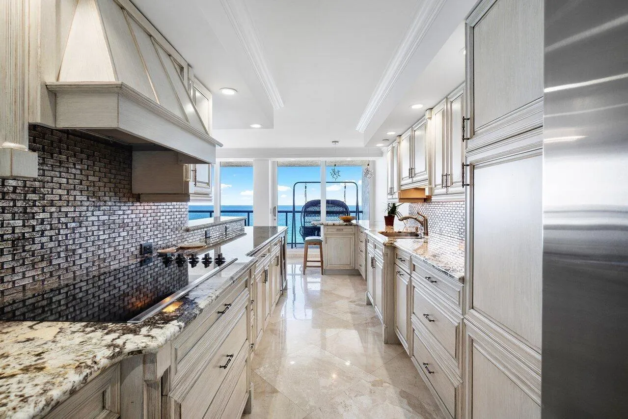 2727 S Ocean Boulevard, #1405