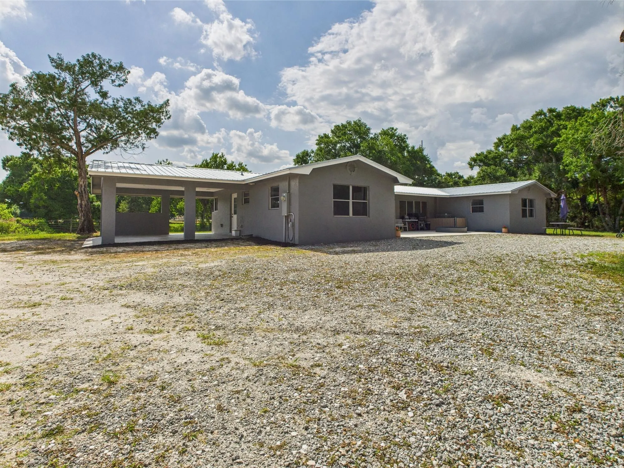 52 SW 67th Drive
