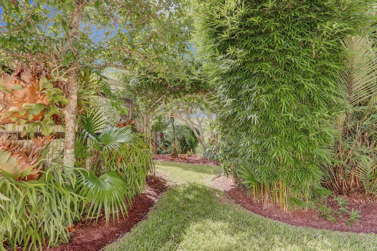 3751 SW Canoe Creek Terrace
