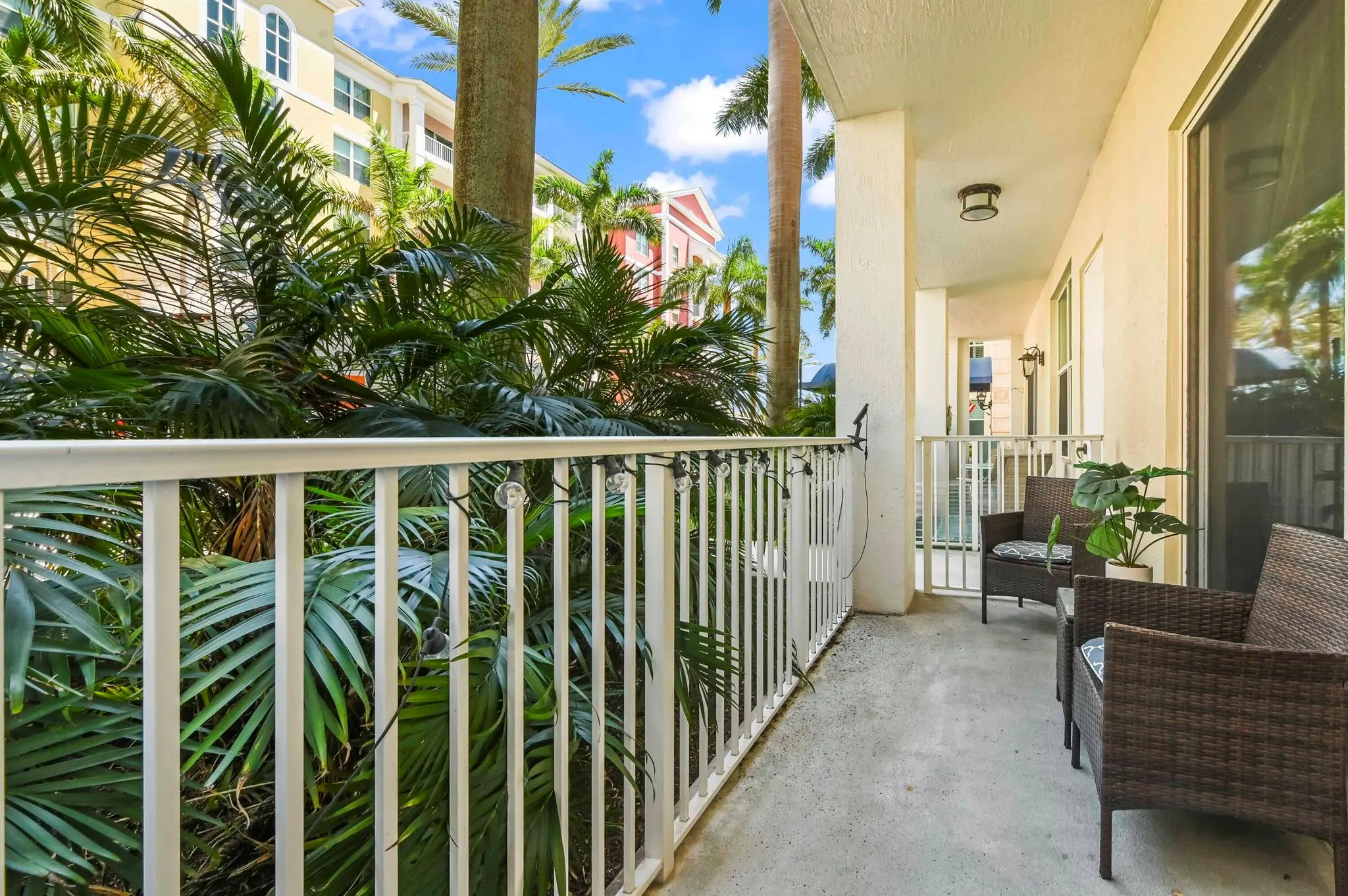 804 E Windward Way, #122