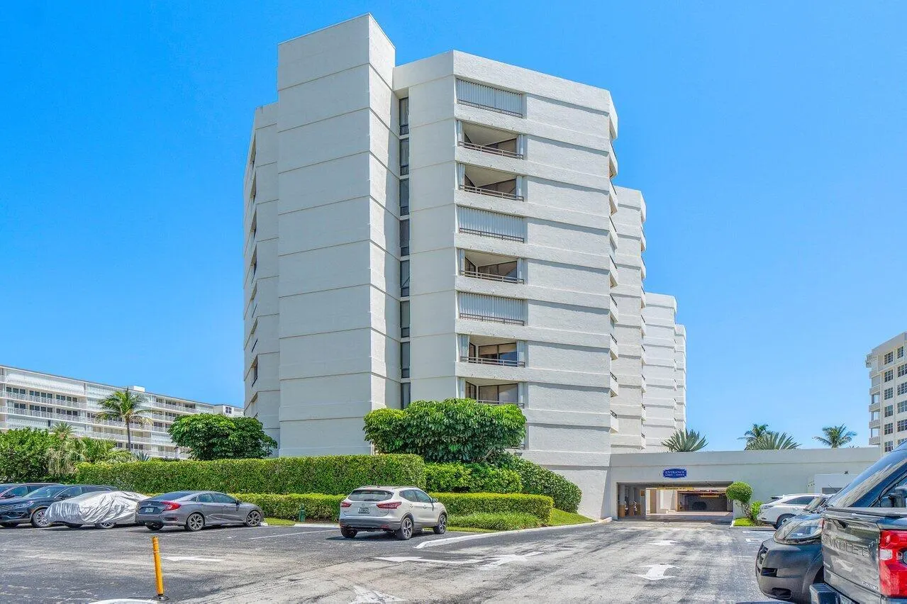 3560 S Ocean Boulevard, #809
