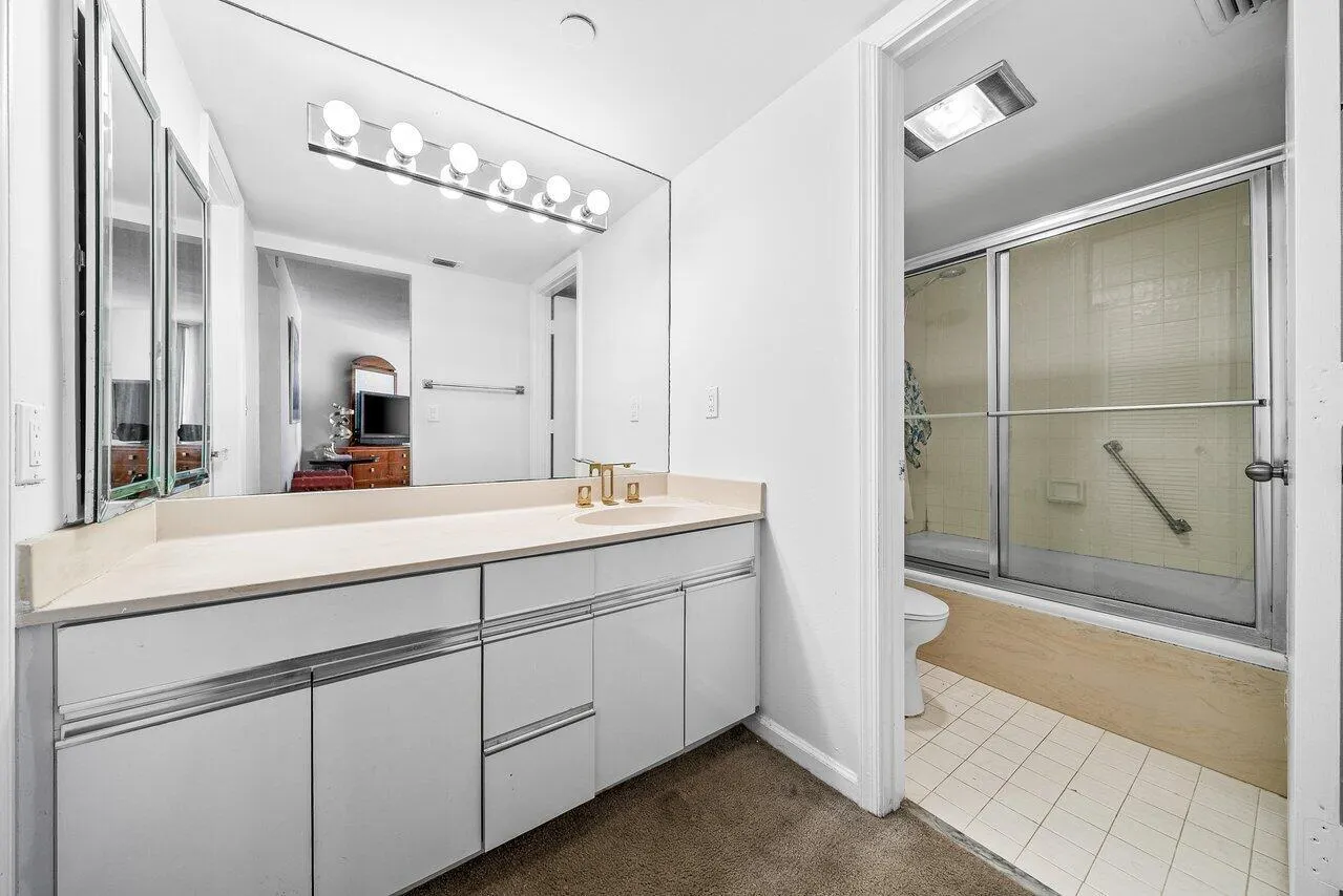 3560 S Ocean Boulevard, #809