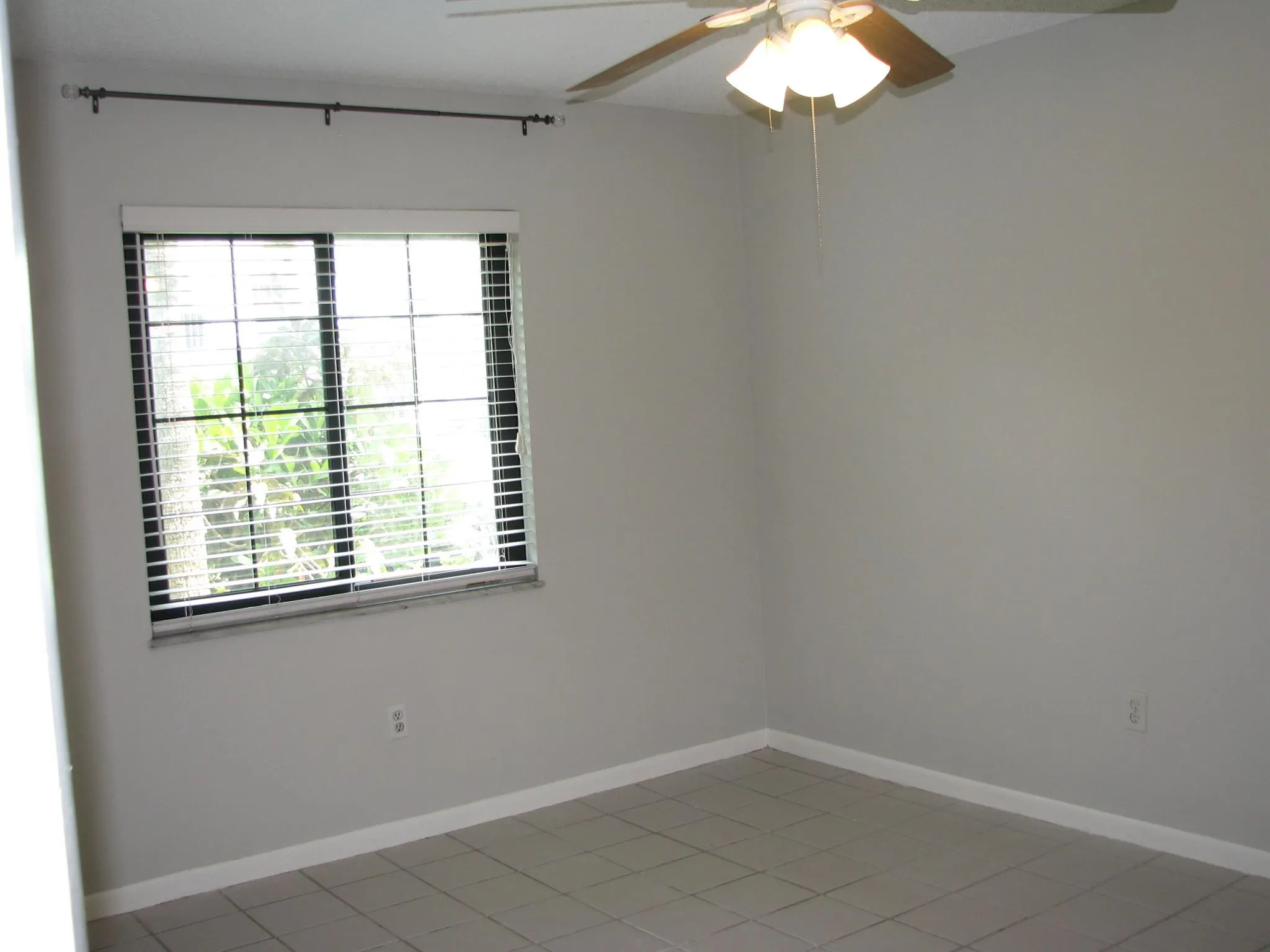 950 S Kanner Highway, #D-4