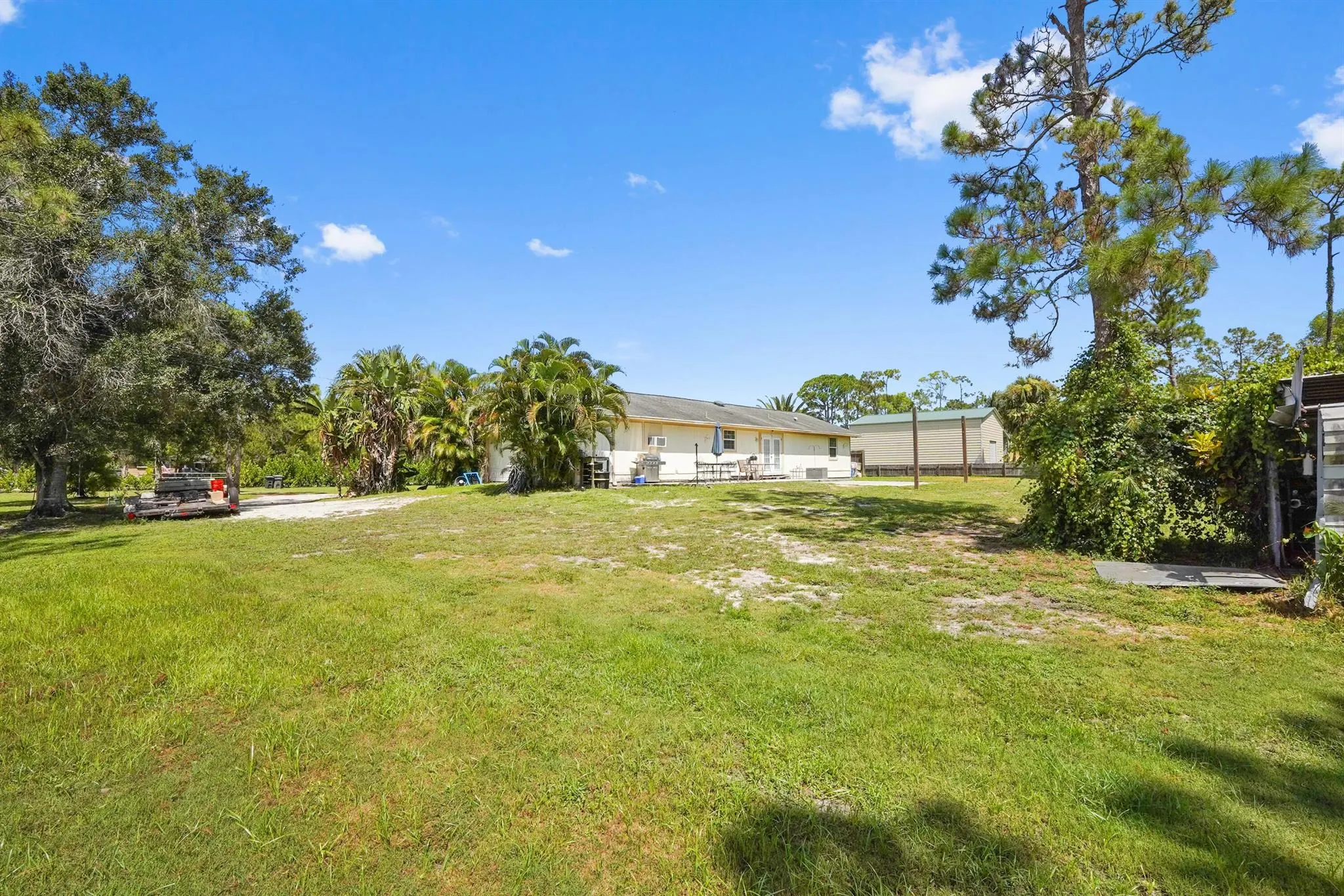 4872 126th Drive N