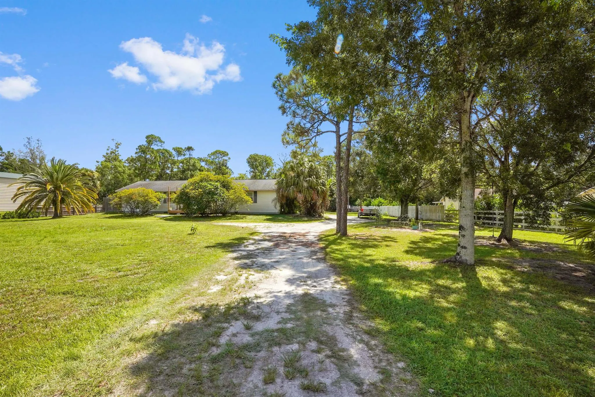 4872 126th Drive N