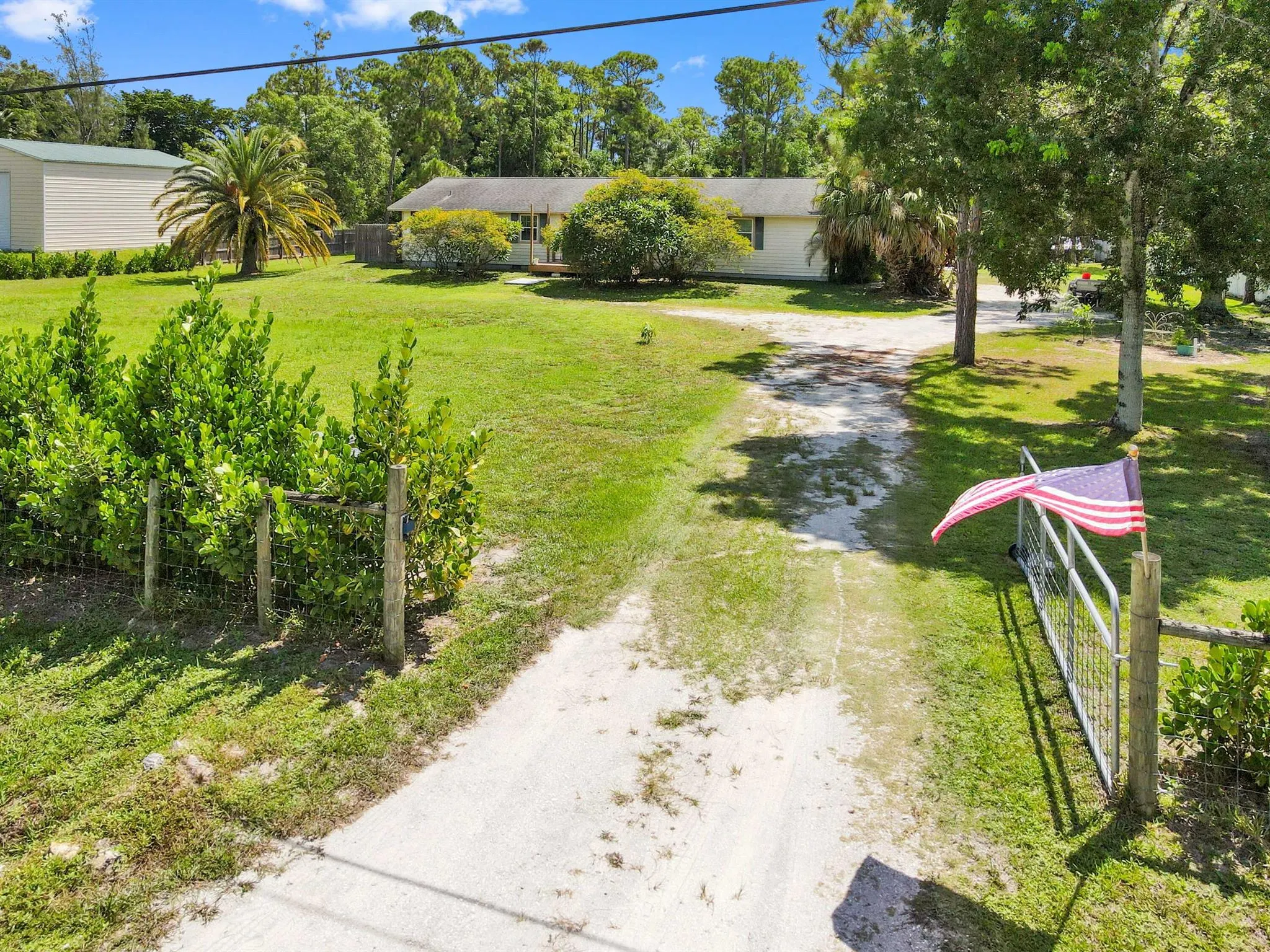 4872 126th Drive N