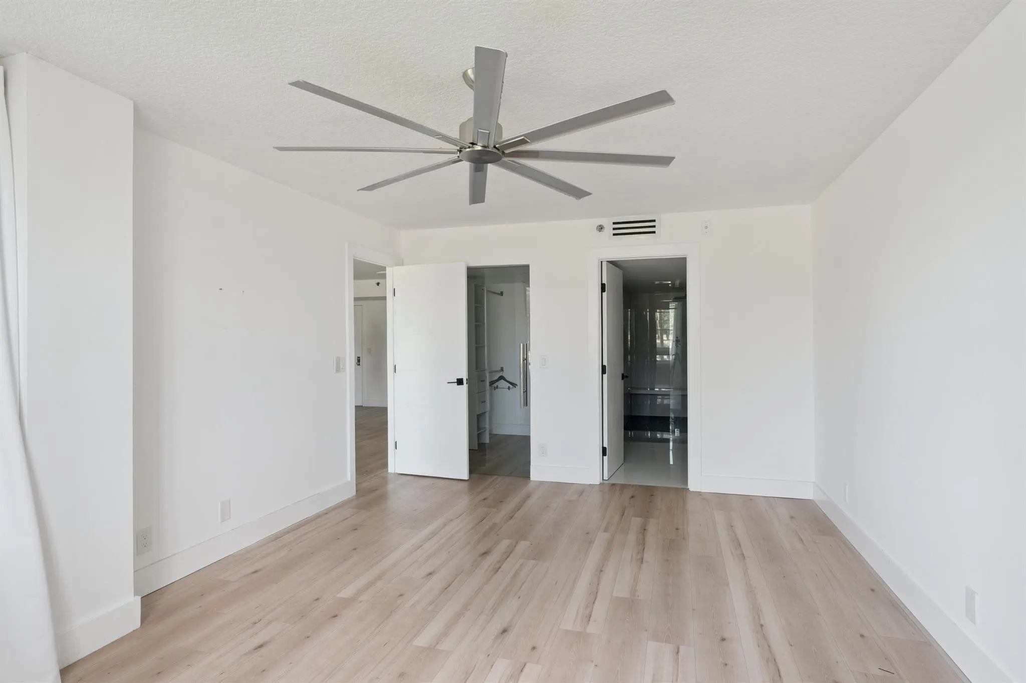 5260 NW 2nd Avenue, #105