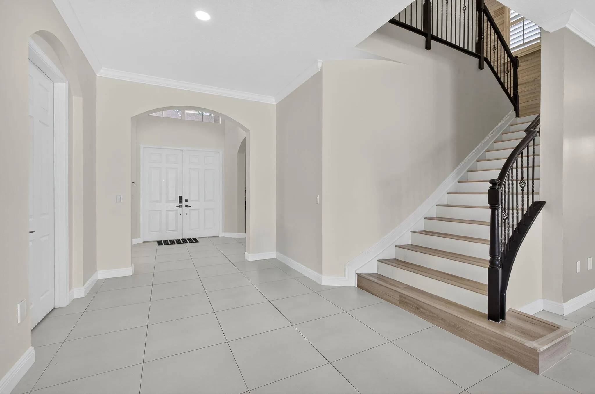 9480 Mcaneeny Court