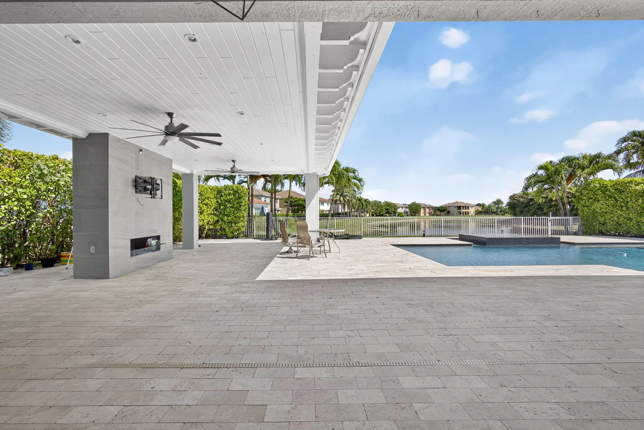 9480 Mcaneeny Court