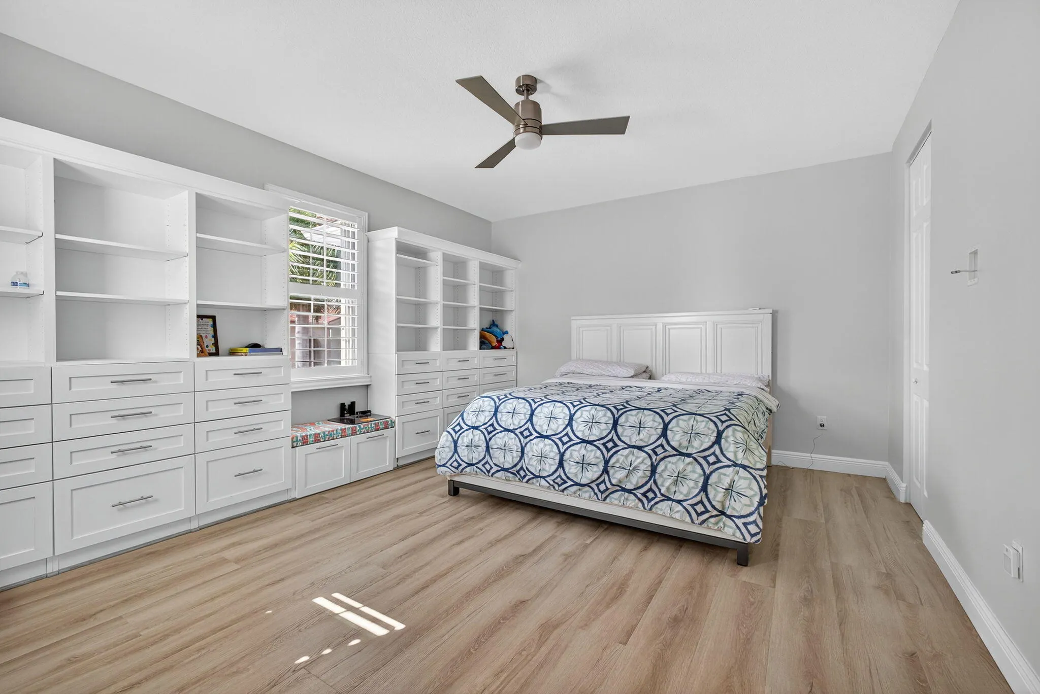 9480 Mcaneeny Court