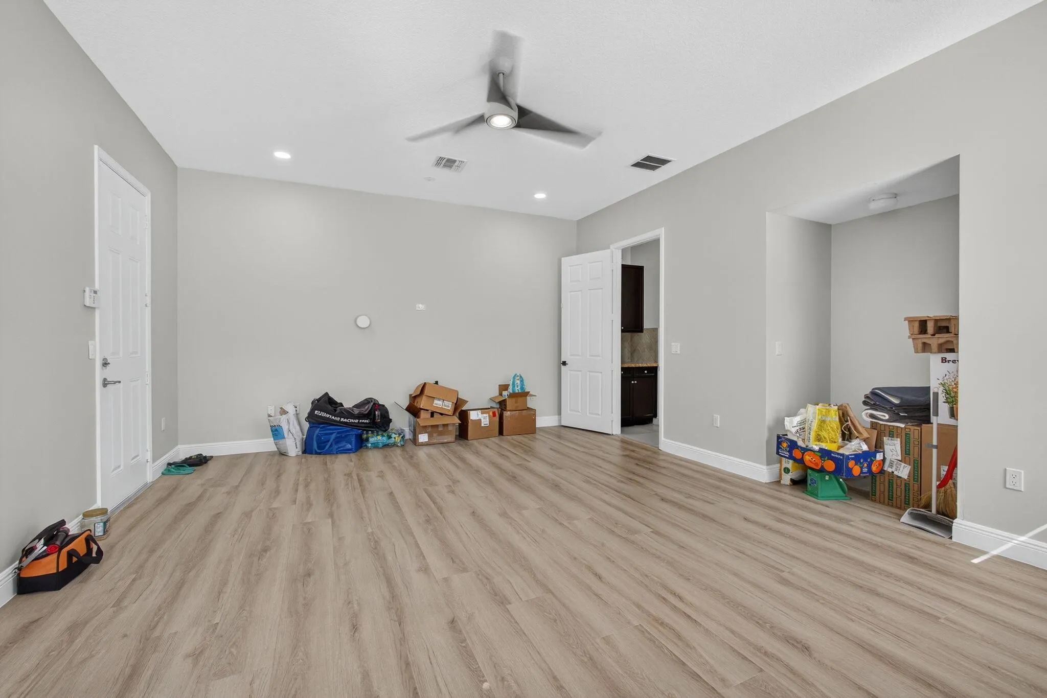 9480 Mcaneeny Court