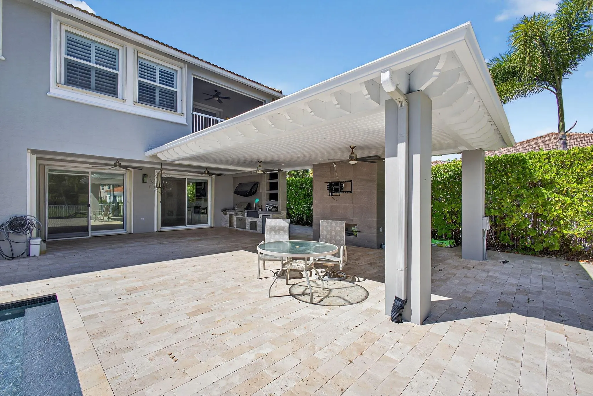 9480 Mcaneeny Court