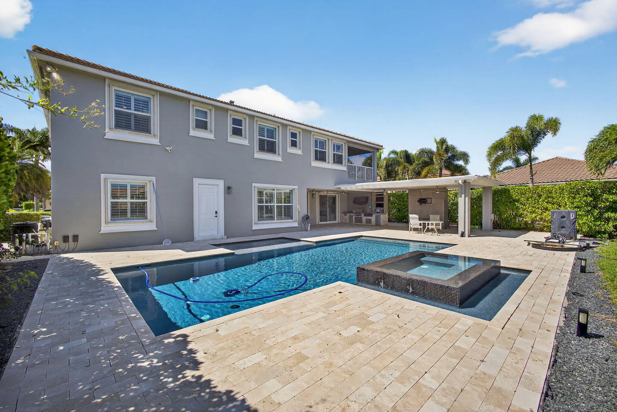9480 Mcaneeny Court
