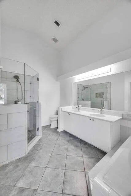 1900 SW Logwood Road