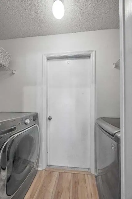 1900 SW Logwood Road