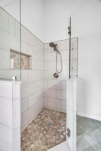 1900 SW Logwood Road