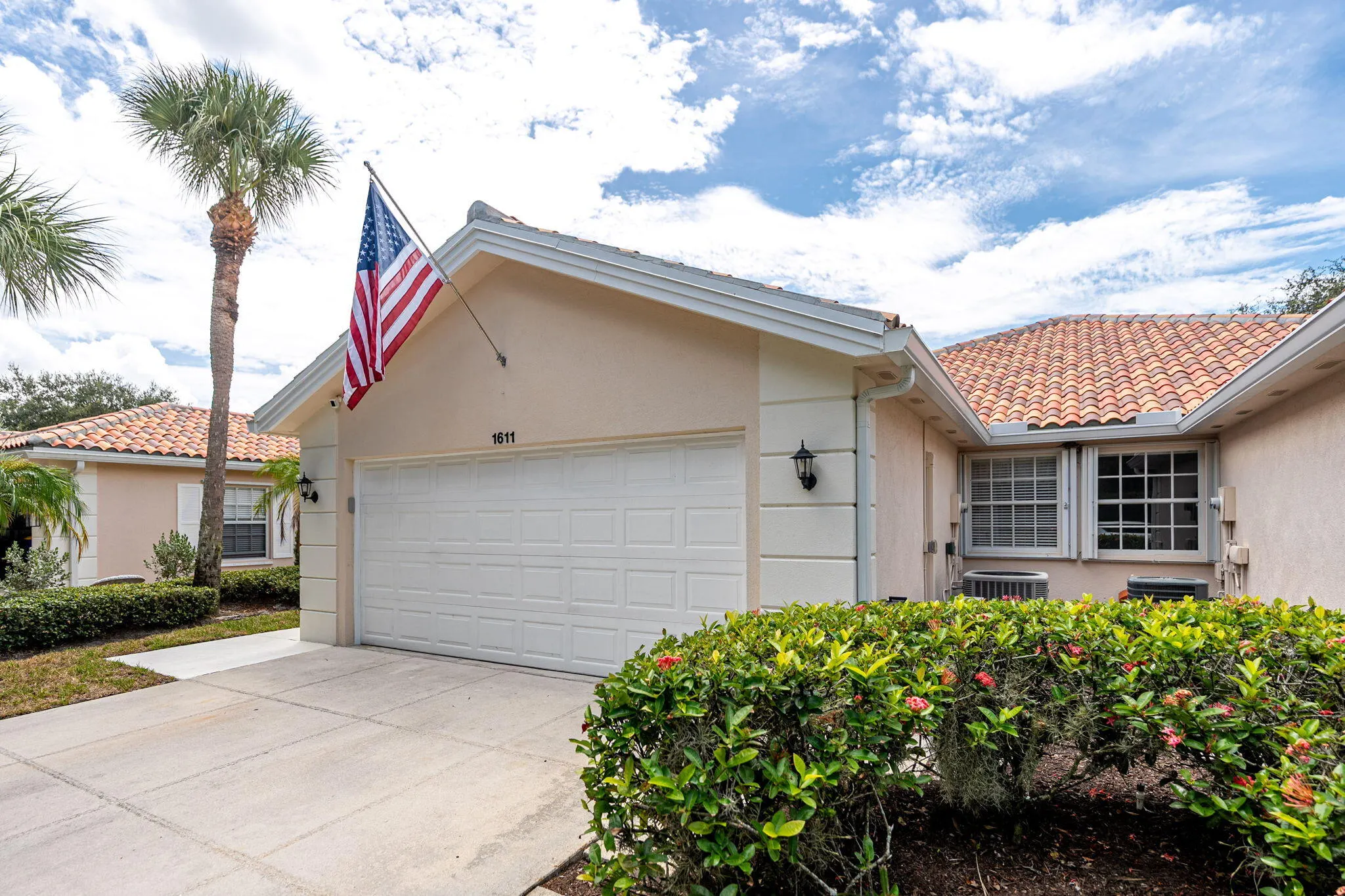 1611 SW Shady Lake Terrace