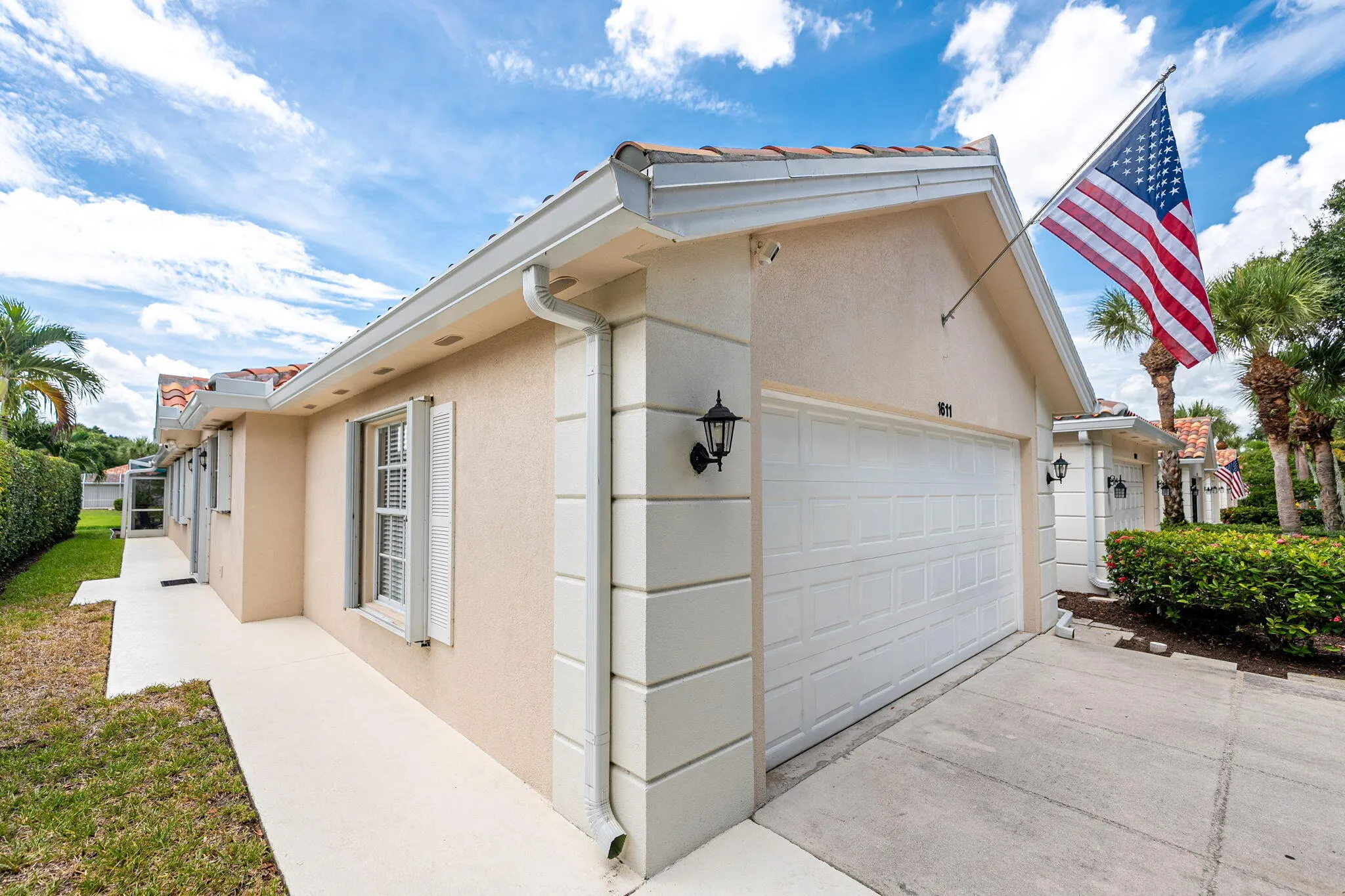 1611 SW Shady Lake Terrace