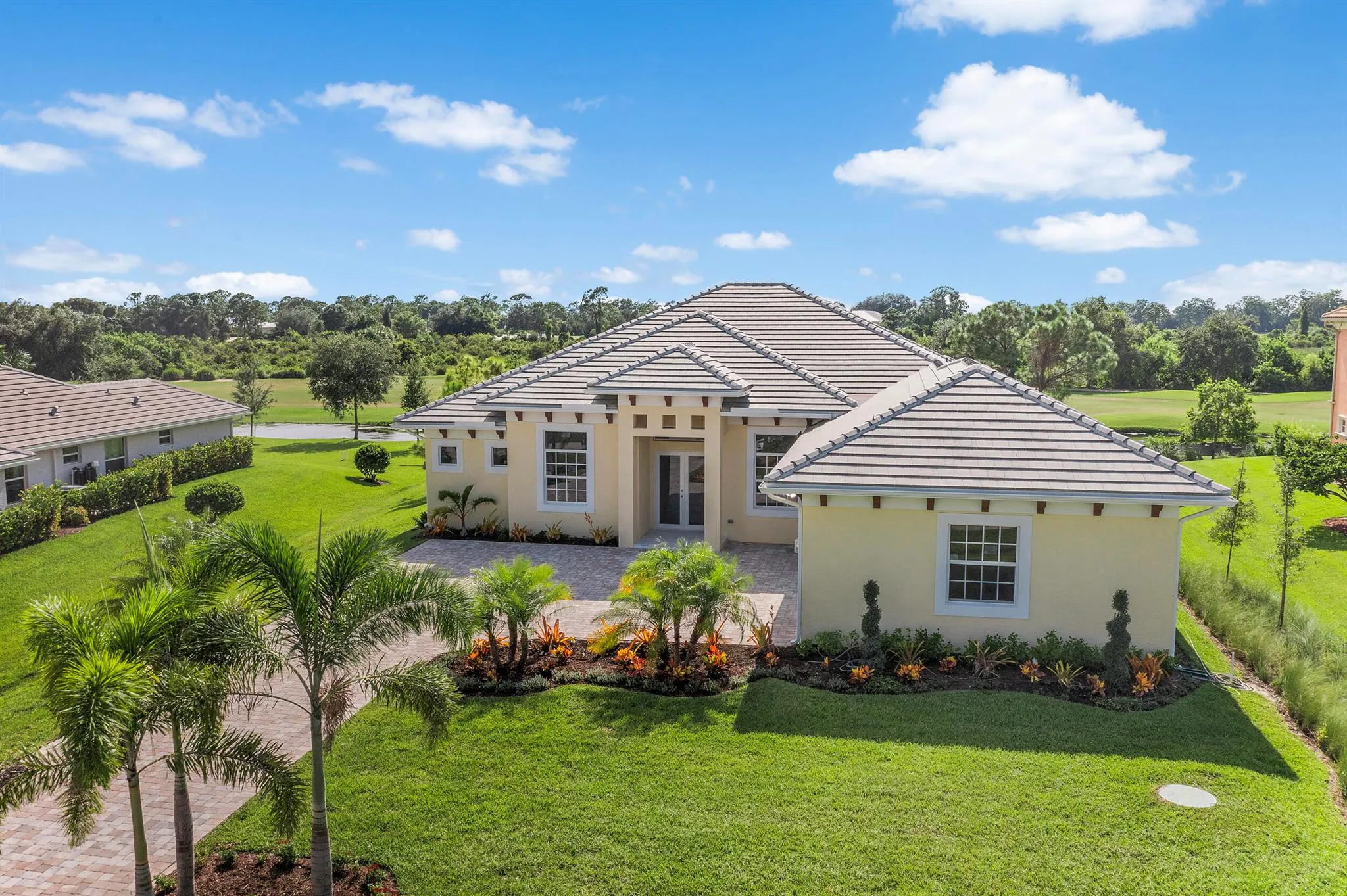 1232 SW Squire Johns Lane