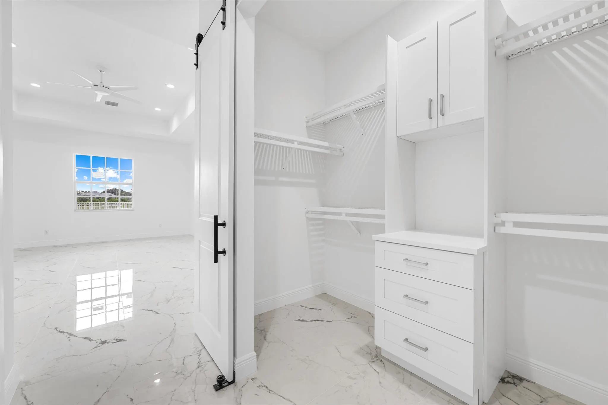 1232 SW Squire Johns Lane